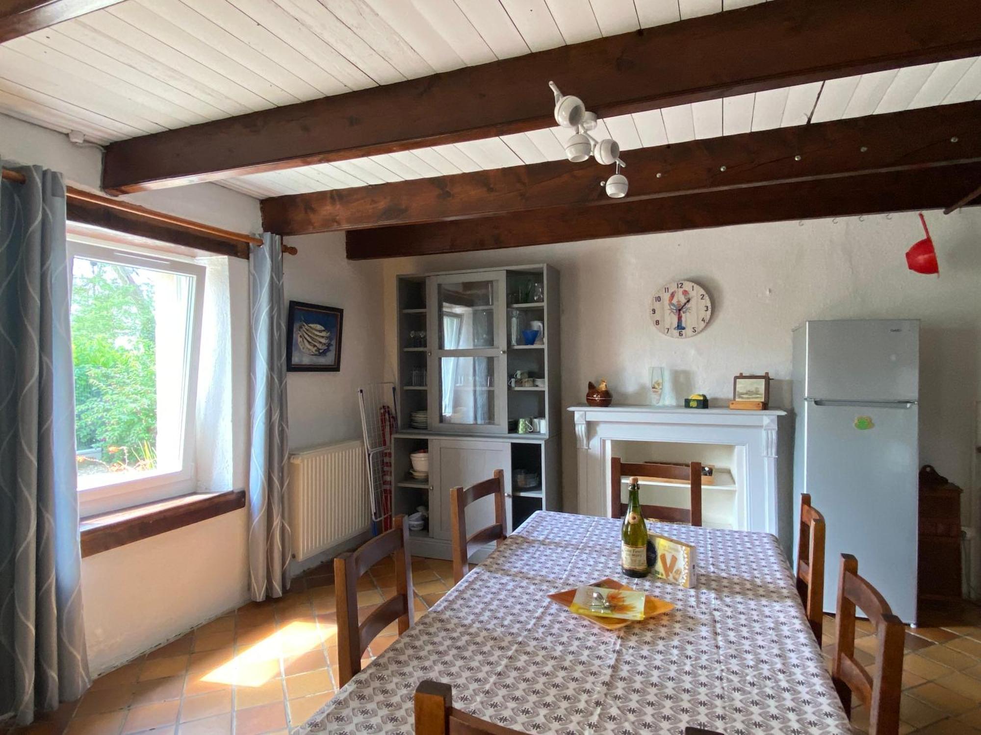Sue'S Cottages Pleuven Eksteriør bilde